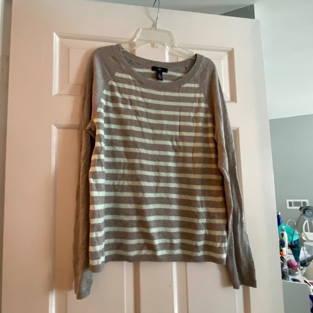 Gap gray and light blue striped sweater